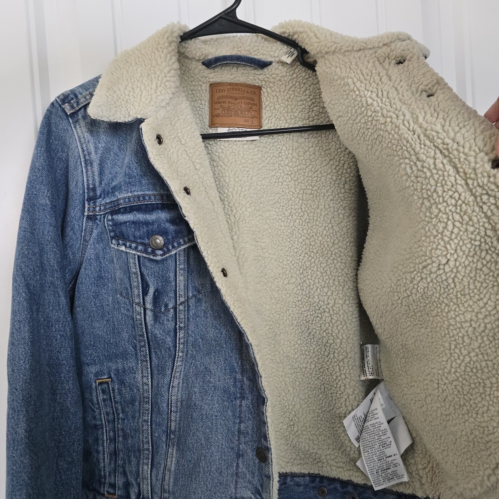 Levis Trucker Jacket - Picture 4 of 5